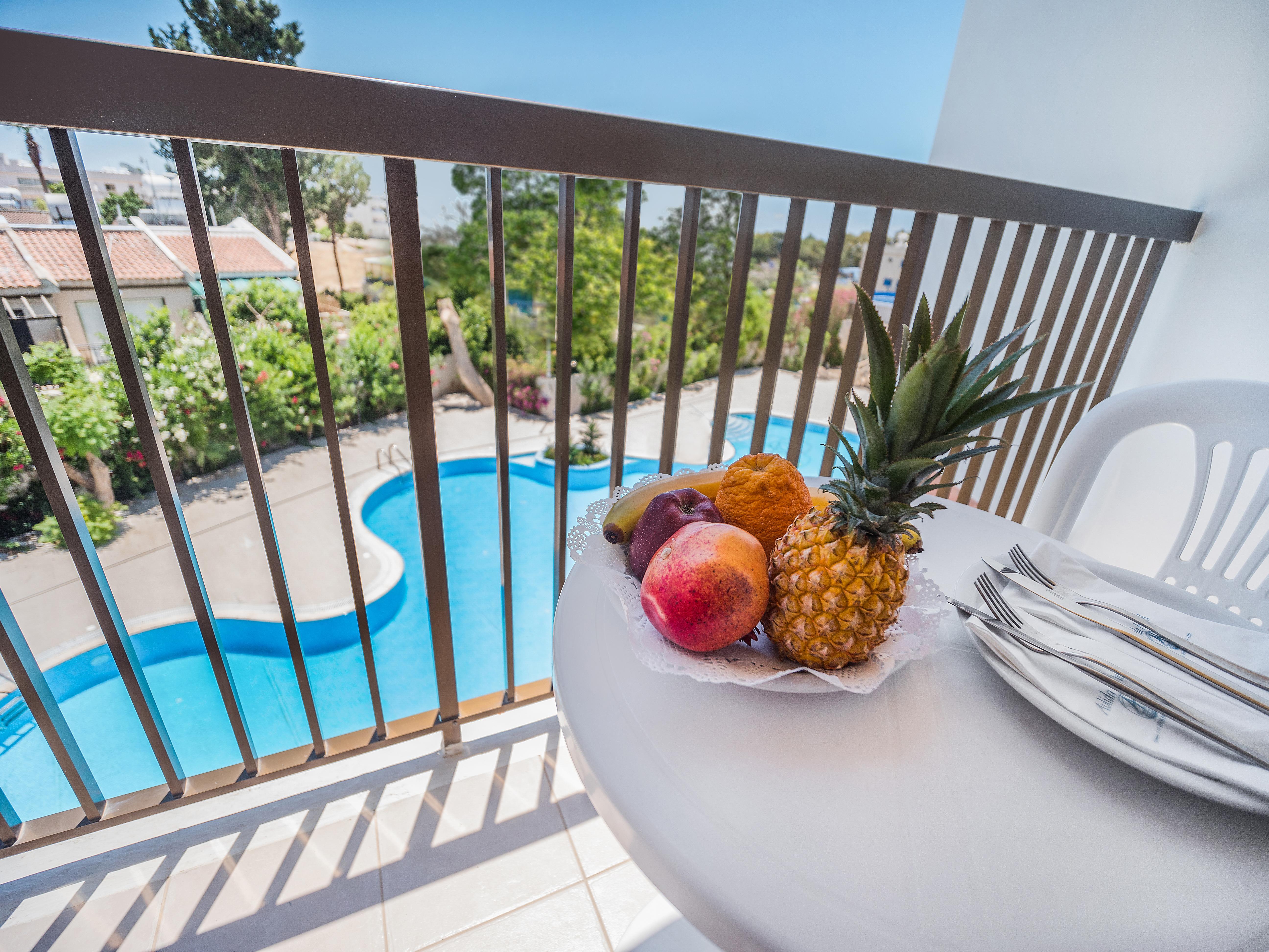 Avlida Hotel Paphos Buitenkant foto