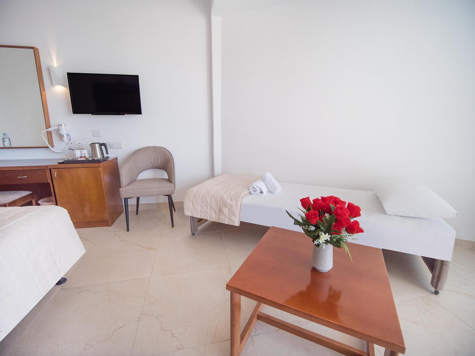 Avlida Hotel Paphos Kamer foto